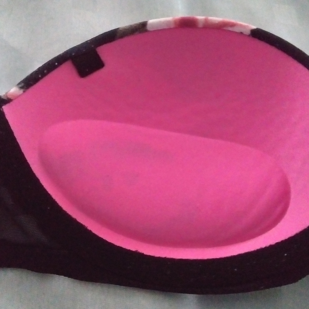 Pink bra - Picture 6 of 6